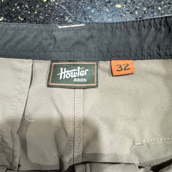 Howler Brothers Horizon Hybrid Shorts. Tan. Size 32. - Picture 6 of 8